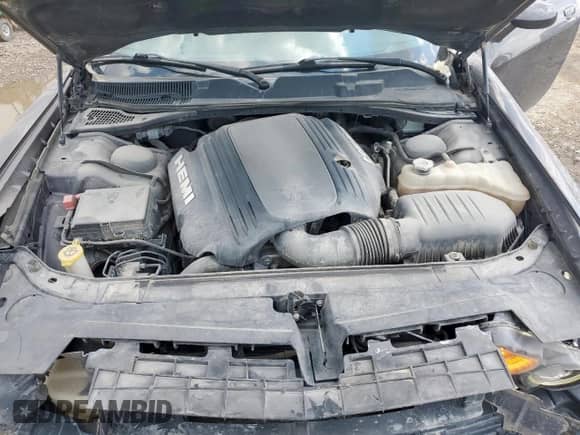 2019 Dodge Challenger R/T z VIN 2C3CDZBTXKH557028, wystawiony jako Copart lot #70786915 z przebiegiem 94 145 mil mil oraz Szkoda całkowita • Salvage title. Historia ofert i sprzedaży dostępna na DreamBid. Obrazek 11.