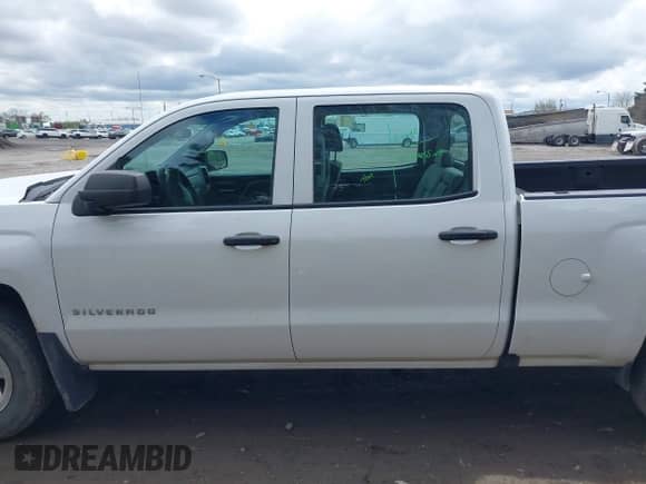 2017 Chevrolet Silverado 1500 Work Truck z VIN 1GCUKNEC0HF103956, wystawiony jako IAAI lot #42091126 z przebiegiem 67 821 mil mil oraz . Historia ofert i sprzedaży dostępna na DreamBid. Obrazek 15.