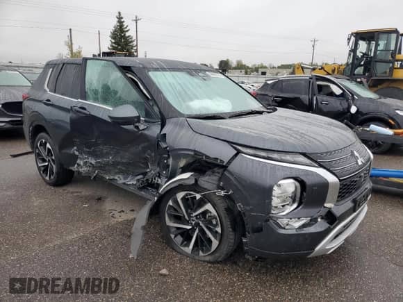 2024 Mitsubishi Outlander SE с VIN JA4J4VA82RZ084738, выставлен на аукционе Copart как лот 86662185 с пробегом 5 997 миль миль и Списание • Salvage title. История ставок и продаж доступна на DreamBid. Изображение 4.