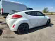 2016 Hyundai Veloster z VIN KMHTC6AD3GU253420, wystawiony jako Copart lot #68296565 z przebiegiem 123 210 mil mil oraz Szkoda całkowita • Salvage title. Historia ofert i sprzedaży dostępna na DreamBid. Obrazek 3.