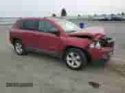 2011 Jeep Compass z VIN 1J4NF1FB9BD164341, wystawiony jako Copart lot #84297775 z przebiegiem 181 101 mil mil oraz Szkoda całkowita • Salvage title. Historia ofert i sprzedaży dostępna na DreamBid. Obrazek 4.