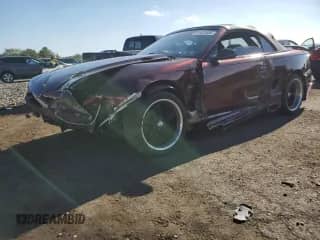 1996 Ford Mustang GT z VIN 1FALP45X4TF100292, wystawiony jako Copart lot #81403455 z przebiegiem 198 928 mil mil oraz Szkoda całkowita • Salvage title. Historia ofert i sprzedaży dostępna na DreamBid. Obrazek 1.