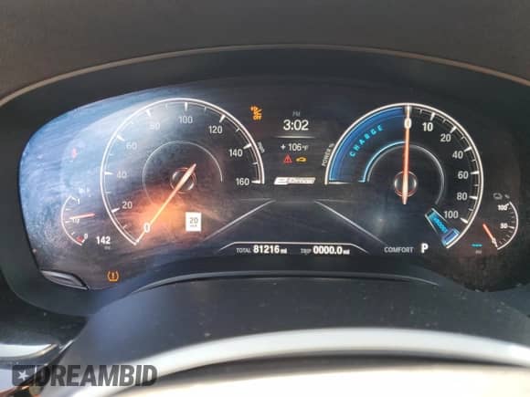 2019 BMW 5 Series 530e xDrive z VIN WBAJB1C56KB375522, wystawiony jako Copart lot #61953645 z przebiegiem 81 216 mil mil oraz Czysty tytuł • Clean title. Historia ofert i sprzedaży dostępna na DreamBid. Obrazek 9.