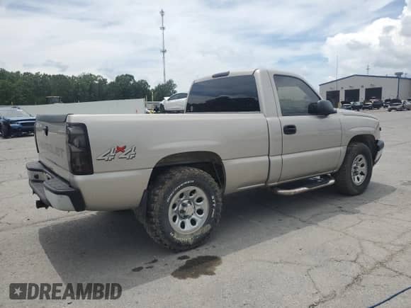 2006 Chevrolet Silverado 1500 Work Truck с VIN 3GCEK14V06G190270, выставлен на аукционе Copart как лот 62865225 с пробегом 110 847 миль миль и Списание • Salvage title. История ставок и продаж доступна на DreamBid. Изображение 3.