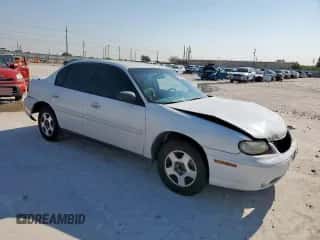 2004 Chevrolet Malibu Classic z VIN 1G1ND52F24M522631, wystawiony jako Copart lot #69915995 z przebiegiem 250 488 mil mil oraz Szkoda całkowita • Salvage title. Historia ofert i sprzedaży dostępna na DreamBid. Obrazek 4.