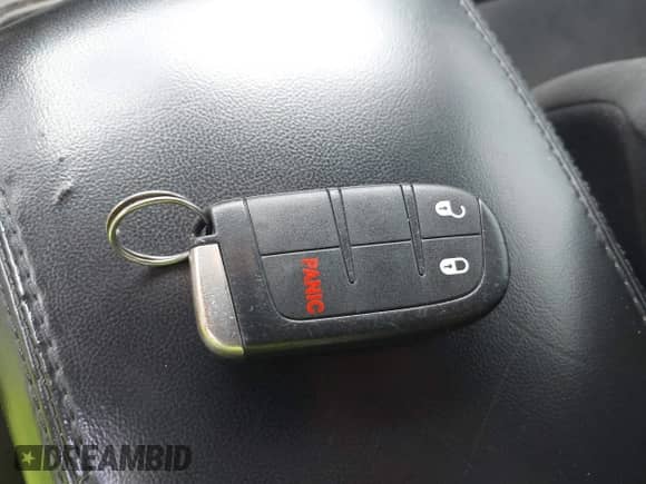 2014 Dodge Durango SXT z VIN 1C4RDHAG9EC344941, wystawiony jako IAAI lot #43374667 z przebiegiem 179 227 mil mil oraz . Historia ofert i sprzedaży dostępna na DreamBid. Obrazek 11.