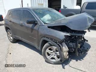 2023 Jeep Compass Sport с VIN 3C4NJDANXPT571285, выставлен на аукционе IAAI как лот 42314882 с пробегом 17 957 миль миль и . История ставок и продаж доступна на DreamBid. Изображение 1.