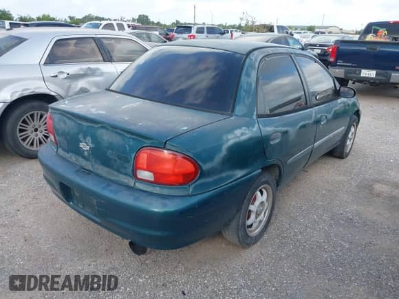 1998 Chevrolet Metro Lsi с VIN 2C1MR5225W6708891, выставлен на аукционе IAAI как лот 42534377 с пробегом 127 801 миль миль и . История ставок и продаж доступна на DreamBid. Изображение 4.