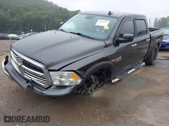 2017 Ram 1500 Big Horn z VIN 3C6RR7LT6HG688239, wystawiony jako IAAI lot #42849534 z przebiegiem 57 946 mil mil oraz . Historia ofert i sprzedaży dostępna na DreamBid. Obrazek 21.