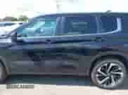 2024 Mitsubishi Outlander SE z VIN JA4J3VA81RZ012612, wystawiony jako IAAI lot #42987561 z przebiegiem 35 220 mil mil oraz . Historia ofert i sprzedaży dostępna na DreamBid. Obrazek 14.