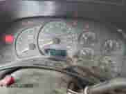 2002 Chevrolet Silverado 1500 с VIN 2GCEC19W221270591, выставлен на аукционе Copart как лот 59389705 с пробегом 313 991 миль миль и Списание • Salvage title. История ставок и продаж доступна на DreamBid. Изображение 9.