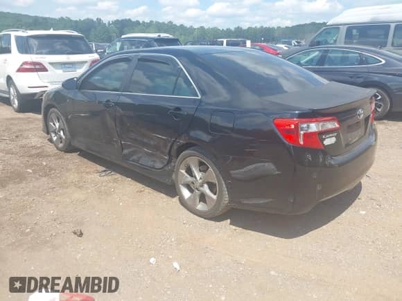 2014 Toyota Camry L with VIN 4T1BF1FK6EU743375, listed as a IAAI auction lot 43001269 with 290,205 mi miles and . Bid and sale history available at DreamBid. Image 3.