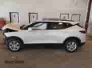 2020 Chevrolet Blazer LT z VIN 3GNKBCRS1LS629988, wystawiony jako IAAI lot #43372811 z przebiegiem 53 557 mil mil oraz . Historia ofert i sprzedaży dostępna na DreamBid. Obrazek 13.