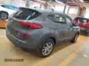 2021 Hyundai Tucson Value z VIN KM8J33A45MU328250, wystawiony jako Copart lot #80210175 z przebiegiem 73 872 mil mil oraz Szkoda całkowita • Salvage title. Historia ofert i sprzedaży dostępna na DreamBid. Obrazek 3.