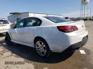 2017 Chevrolet SS z VIN 6G3F15RW0HL300128, wystawiony jako Copart lot #66789114 z przebiegiem 63 611 mil mil oraz Szkoda całkowita • Salvage title. Historia ofert i sprzedaży dostępna na DreamBid. Obrazek 2.