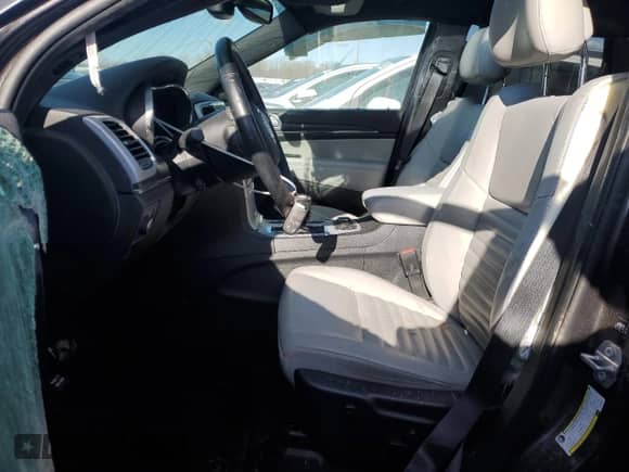 2018 Jeep Grand Cherokee Sterling с VIN 1C4RJFBG0JC183384, выставлен на аукционе Copart как лот 51484935 с пробегом 87 873 миль миль и На запчасти • Non repairable. История ставок и продаж доступна на DreamBid. Изображение 7.