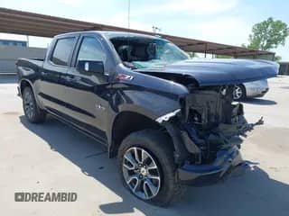 2022 Chevrolet Silverado 1500 RST z VIN 1GCUDEET2NZ520287, wystawiony jako IAAI lot #42255608 z przebiegiem 37 264 mil mil oraz . Historia ofert i sprzedaży dostępna na DreamBid. Obrazek 1.