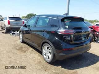 2022 Chevrolet Bolt EV 1LT z VIN 1G1FW6S02N4103633, wystawiony jako IAAI lot #43114699 z przebiegiem 48 604 mil mil oraz . Historia ofert i sprzedaży dostępna na DreamBid. Obrazek 3.
