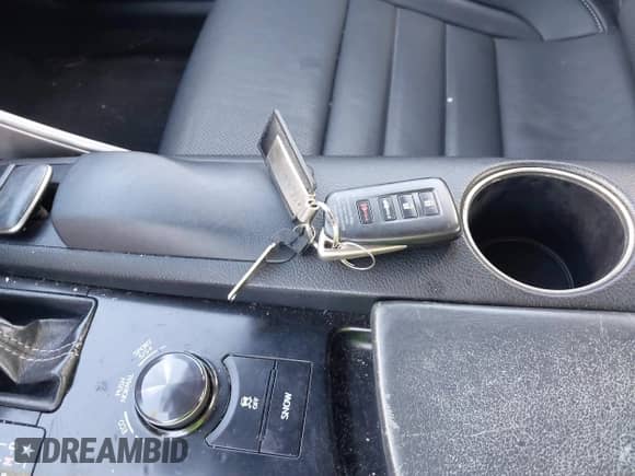 2014 Lexus IS 350 с VIN JTHCE1D26E5002294, выставлен на аукционе IAAI как лот 42261693 с пробегом 159 099 миль миль и . История ставок и продаж доступна на DreamBid. Изображение 11.