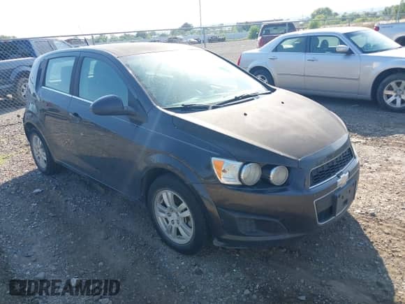 2014 Chevrolet Sonic LT с VIN 1G1JC6SH7E4102325, выставлен на аукционе IAAI как лот 42881360 с пробегом 146 389 миль миль и . История ставок и продаж доступна на DreamBid. Изображение 1.