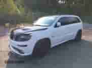 2015 Jeep Grand Cherokee SRT z VIN 1C4RJFDJ7FC844795, wystawiony jako IAAI lot #43235367 z przebiegiem 79 709 mil mil oraz . Historia ofert i sprzedaży dostępna na DreamBid. Obrazek 2.