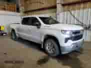 2025 Chevrolet Silverado 1500 z VIN 3GCPKDEK5SG134768, wystawiony jako Copart lot #70582685 z przebiegiem 33 625 mil mil oraz Szkoda całkowita • Salvage title. Historia ofert i sprzedaży dostępna na DreamBid. Obrazek 4.