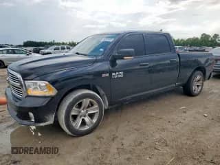 2016 Ram 1500 Sport z VIN 1C6RR6UT1GS285995, wystawiony jako Copart lot #66333685 z przebiegiem 184 215 mil mil oraz Szkoda całkowita • Salvage title. Historia ofert i sprzedaży dostępna na DreamBid. Obrazek 1.