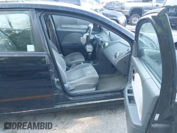 2007 Saturn ION ION 3 with VIN 1G8AL55F87Z181001, listed as a IAAI auction lot 42372979 with 115,985 mi miles and . Bid and sale history available at DreamBid. Image 5.