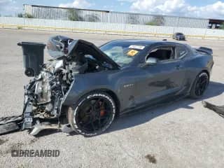 2017 Chevrolet Camaro 2SS with VIN 1G1FH1R72H0177789, listed as a Copart auction lot 71027755 with Not provided miles and Salvage title. Bid and sale history available at DreamBid. Image 1.