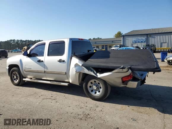 2013 Chevrolet Silverado 1500 LT с VIN 3GCPCSEA0DG292883, выставлен на аукционе Copart как лот 87326304 с пробегом 121 878 миль миль и Списание • Salvage title. История ставок и продаж доступна на DreamBid. Изображение 2.