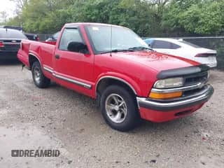 2000 Chevrolet S-10 с VIN 1GCCS1453YK296165, выставлен на аукционе IAAI как лот 42190667 с пробегом 215 370 миль миль и . История ставок и продаж доступна на DreamBid. Изображение 1.