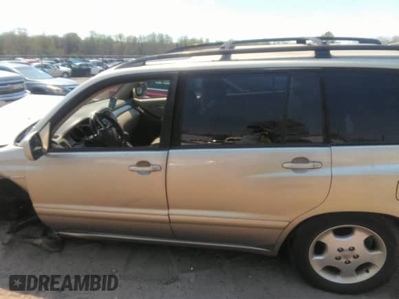 2005 Toyota Highlander с VIN JTEDP21A350063385, выставлен на аукционе IAAI как лот 41888656 с пробегом Не указан миль и . История ставок и продаж доступна на DreamBid. Изображение 13.