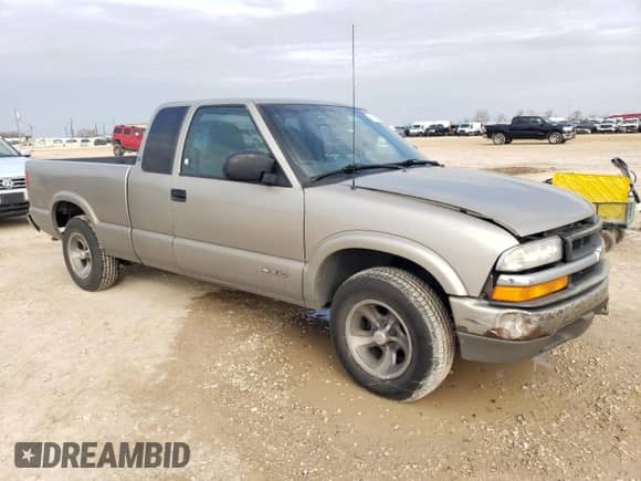 2000 Chevrolet S-10 LS с VIN 1GCCS1959Y8272930, выставлен на аукционе Copart как лот 45386215 с пробегом 242 801 миль миль и Списание • Salvage title. История ставок и продаж доступна на DreamBid. Изображение 4.