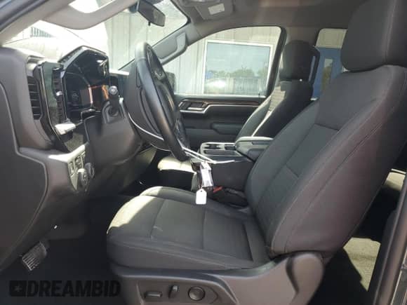 2025 Chevrolet Silverado 1500 LT with VIN 1GCUKDED4SZ156779, listed as a Copart auction lot 65765115 with 13,660 mi miles and Clean title. Bid and sale history available at DreamBid. Image 7.