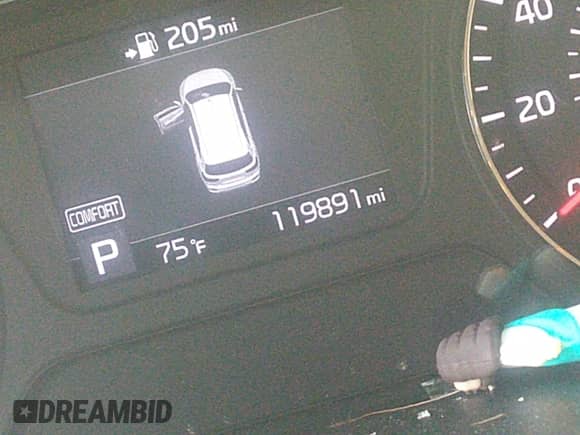 2019 Kia Sorento LX with VIN 5XYPG4A5XKG551092, listed as a IAAI auction lot 43081820 with 119,891 mi miles and . Bid and sale history available at DreamBid. Image 15.