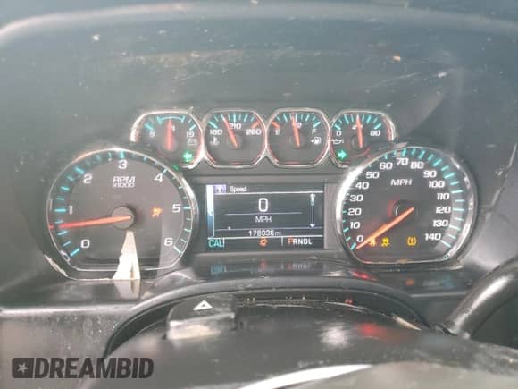 2017 Chevrolet Silverado 1500 LT with VIN 3GCPCREH9HG198058, listed as a Copart auction lot 86384304 with 178,036 mi miles and Salvage title. Bid and sale history available at DreamBid. Image 9.