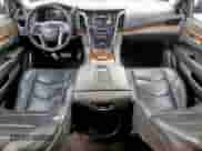 2018 Cadillac Escalade ESV Premium Luxury с VIN 1GYS3JKJ3JR185423, выставлен на аукционе Copart как лот 71369525 с пробегом 157 113 миль миль и Списание • Salvage title. История ставок и продаж доступна на DreamBid. Изображение 8.