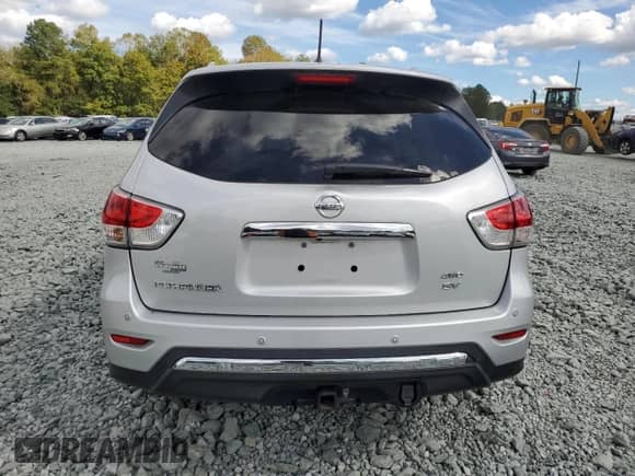 2015 Nissan Pathfinder S with VIN 5N1AR2MMXFC615466, listed as a Copart auction lot 82229405 with 76,143 mi miles and Salvage title. Bid and sale history available at DreamBid. Image 6.