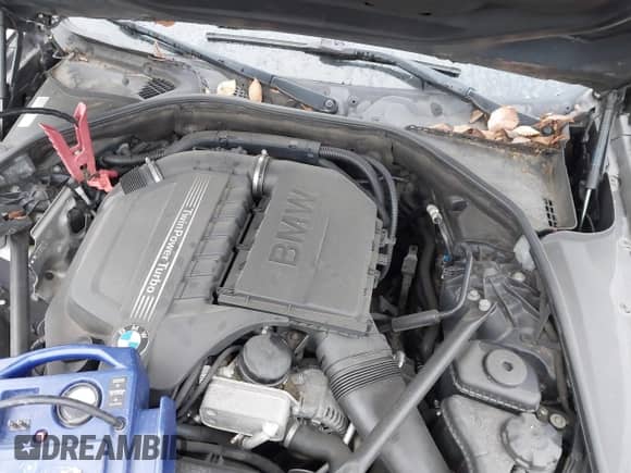 2013 BMW 5 Series 535i xDrive с VIN WBAFU7C58DDU67614, выставлен на аукционе IAAI как лот 43338905 с пробегом 168 966 миль миль и . История ставок и продаж доступна на DreamBid. Изображение 10.