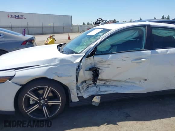 2024 Honda Accord Sport с VIN 1HGCY2F5XRA038364, выставлен на аукционе IAAI как лот 43030873 с пробегом 35 395 миль миль и . История ставок и продаж доступна на DreamBid. Изображение 6.