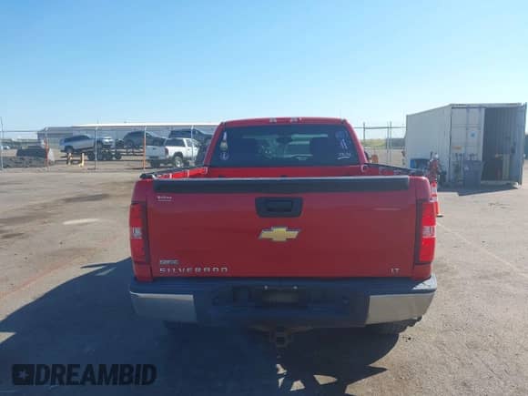 2009 Chevrolet Silverado 1500 LT with VIN 1GCEK29039Z196488, listed as a IAAI auction lot 43234591 with 194,005 mi miles and . Bid and sale history available at DreamBid. Image 16.