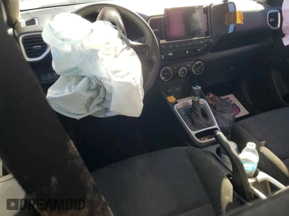 2021 Hyundai Venue SE z VIN KMHRB8A35MU072010, wystawiony jako Copart lot #86839915 z przebiegiem 287 500 mil mil oraz Czysty tytuł • Clean title. Historia ofert i sprzedaży dostępna na DreamBid. Obrazek 8.