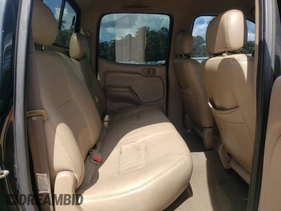 2001 Toyota Tacoma PreRunner с VIN 5TEGN92N11Z852694, выставлен на аукционе Copart как лот 84935865 с пробегом 241 415 миль миль и Списание • Salvage title. История ставок и продаж доступна на DreamBid. Изображение 10.