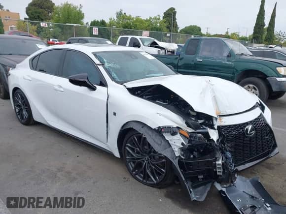 2025 Lexus IS 500 F Sport Performance z VIN JTHAP1D26S5007671, wystawiony jako IAAI lot #42544671 z przebiegiem 497 mil mil oraz . Historia ofert i sprzedaży dostępna na DreamBid. Obrazek 1.