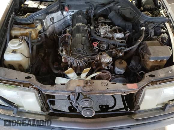 1991 Mercedes-Benz 300 E with VIN WDBEA30D1MB482865, listed as a Copart auction lot 66661345 with 199,499 mi miles and Clean title. Bid and sale history available at DreamBid. Image 11.