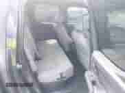 2024 Toyota Tacoma SR5 z VIN 3TMLB5JN3RM039609, wystawiony jako IAAI lot #42811469 z przebiegiem 19 681 mil mil oraz . Historia ofert i sprzedaży dostępna na DreamBid. Obrazek 8.