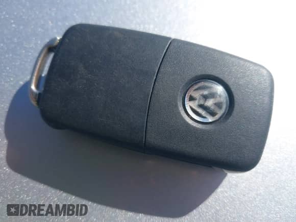 2017 Volkswagen Tiguan Sport с VIN WVGUV7AX6HK023480, выставлен на аукционе IAAI как лот 41787413 с пробегом 77 349 миль миль и . История ставок и продаж доступна на DreamBid. Изображение 11.