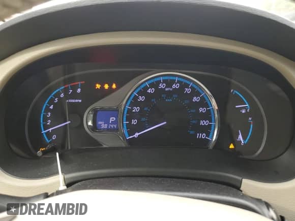 2013 Toyota Sienna XLE AAS z VIN 5TDYK3DC5DS332425, wystawiony jako Copart lot #84026495 z przebiegiem 98 144 mil mil oraz Szkoda całkowita • Salvage title. Historia ofert i sprzedaży dostępna na DreamBid. Obrazek 9.