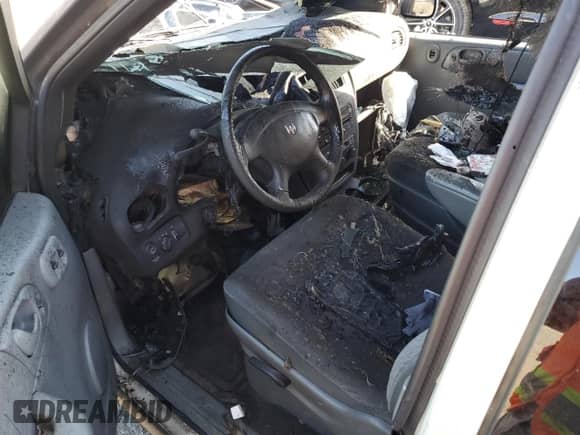 2005 Dodge Caravan SE с VIN 1D4GP24R75B415099, выставлен на аукционе Copart как лот 71388554 с пробегом Не указан миль и Списание • Salvage title. История ставок и продаж доступна на DreamBid. Изображение 8.