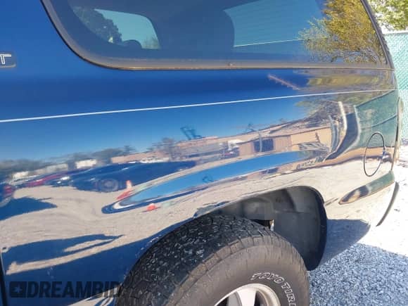 2003 Chevrolet Suburban LS с VIN 1GNFK16ZX3J214614, выставлен на аукционе IAAI как лот 43491434 с пробегом 236 742 миль миль и . История ставок и продаж доступна на DreamBid. Изображение 6.
